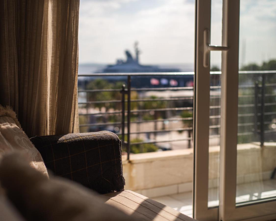 Piraeus Seaview Appartment Dış mekan fotoğraf